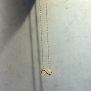 Infinity Loop Pendant Necklack